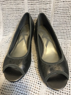 anne klein snakeskin shoes