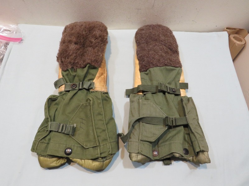 US Military Extreme Cold Weather Arctic Mittens, 1 Medium & 1 Small