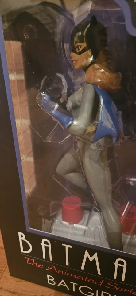 Batman La Serie Animada BATGIRL Mujer Fatales PVC 2015 Foto 4 de 4