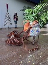 Women s Ballroom Latin Dance Shoes Size 8.5 Nude Rhinestone Heels Suede Sole