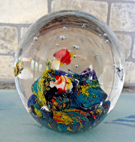 Fish Aquarium Art Glass Paperweight Dynasty Gallery Heirloom Collection 3.6" - Picture 2 of 12