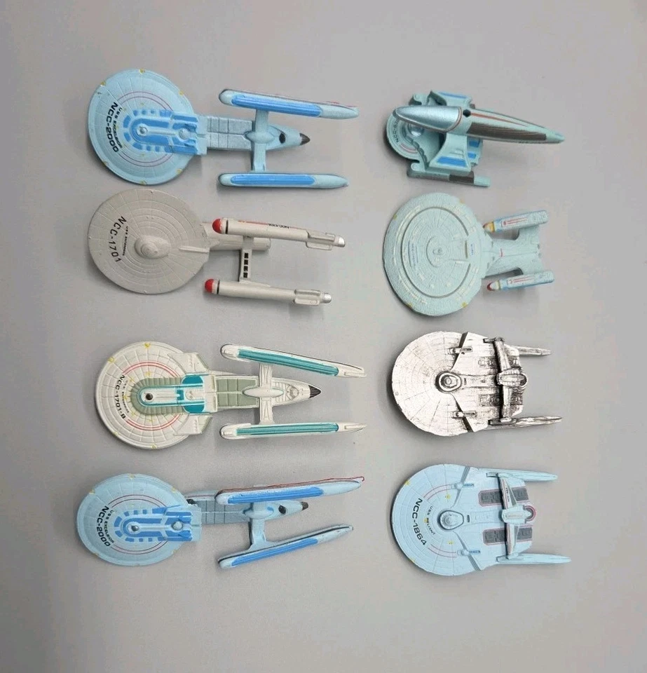 Star Trek U.S.S. Enterprise, U.S.S Excelsior NCC 2000 Galoob Lot Of 8 - Image 1 of 4