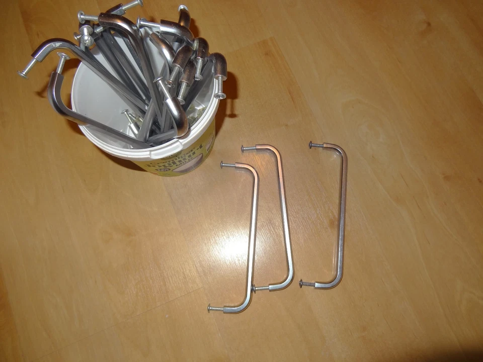 Möbel-Griffe inkl. Schrauben