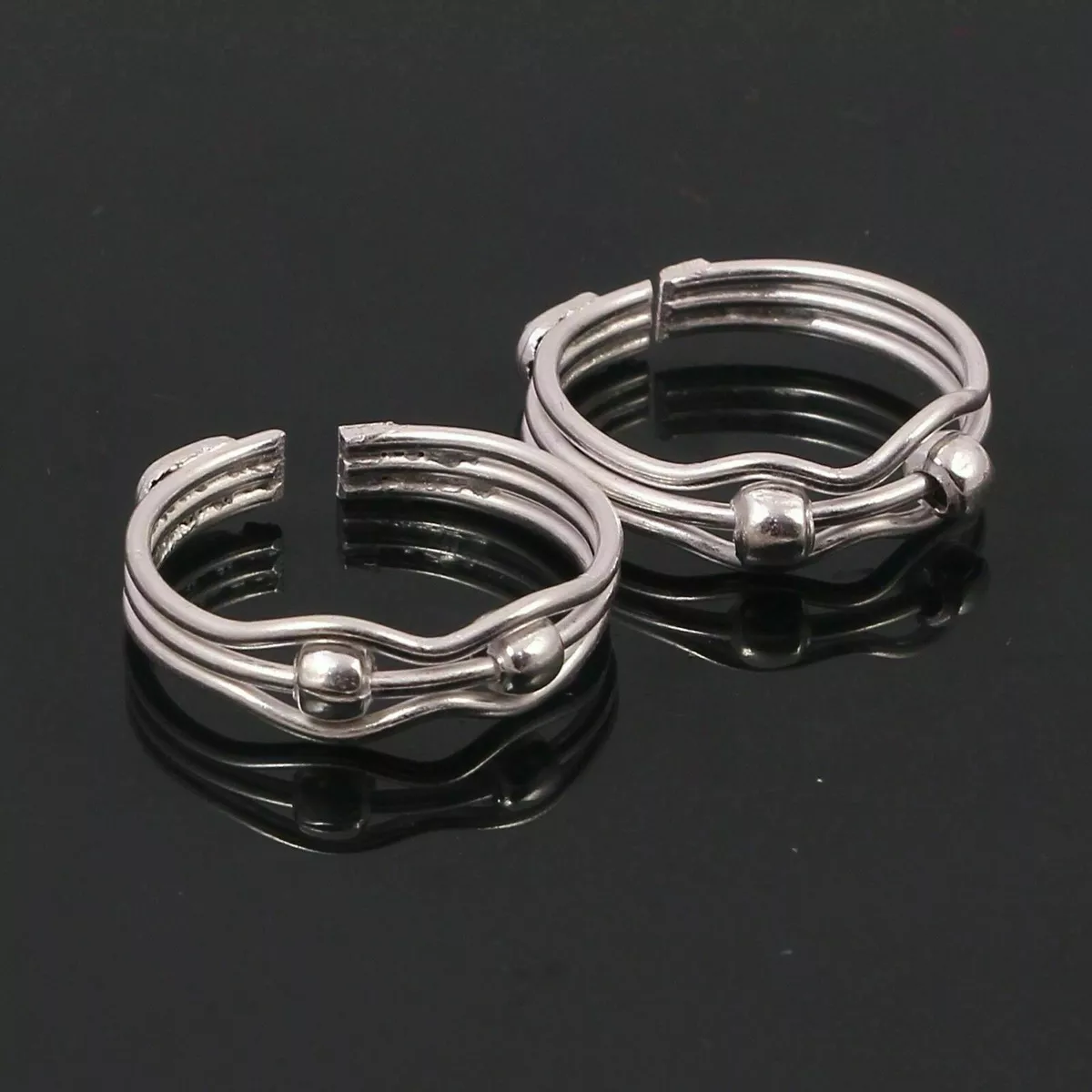 Buy Silver Spring Toe Ring( pair) Online - Unniyarcha