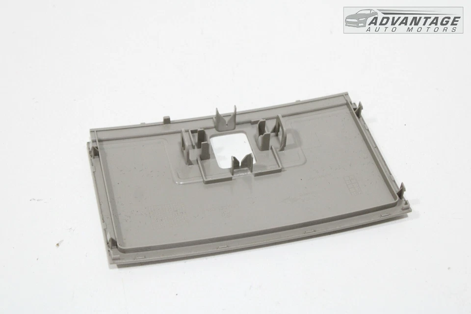 2017-2019 Volkswagen Golf Alltrack mapa cúpula superior frontal leitura luz acabamento OEM - Imagem 3 de 4