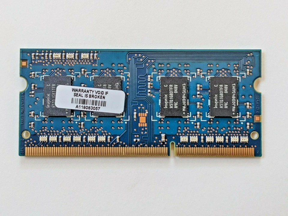 Hynix 1GB 1Rx8 PC3-10600S-9-10-B1 RAM SODIMM (HMT112S6TFR8C-H9) - Image 2 of 2