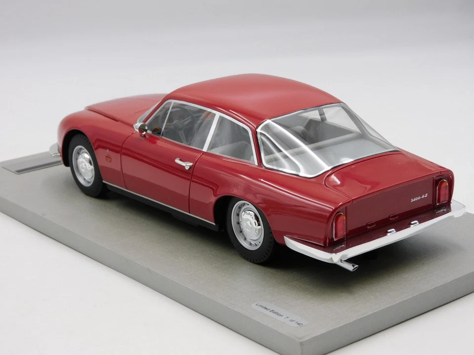 Tecnomodel Alfa Romeo 2600 SZ Mythos series TM18-13B  1/18 scatola limited 140pz - Immagine 3 di 4