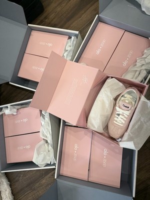 ALO JISOO Shose