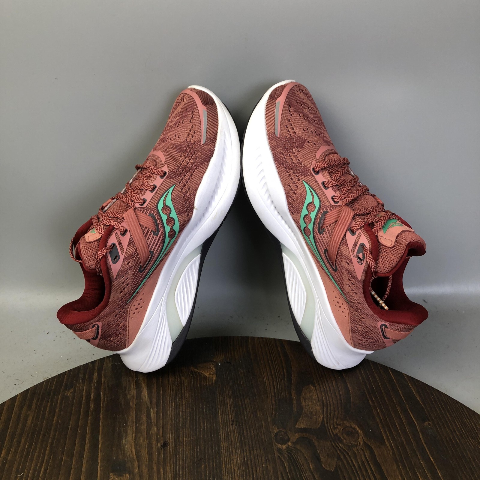 Saucony Guide 16 Shoes Womens Size 8.5 Pink Running Athletic Sneakers S10810-25 thumbnail 6