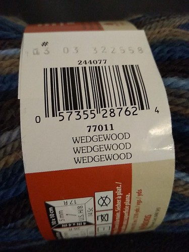 1 Patons Classic Wool Yarn Wedgewood 3.5 oz 100G - Picture 5 of 8