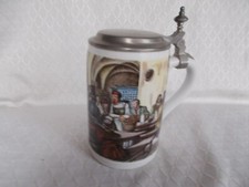 Bierkrug mit Zinndeckel, Porzellan, Motiv "Wirtshaus", Selftmann Weiden,