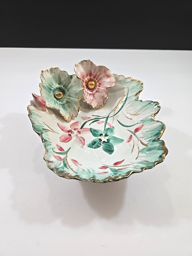 Vintage Italian Pottery Hand Painted Candy Mint Dish Applied Flowers Italy - Picture 5 of 10