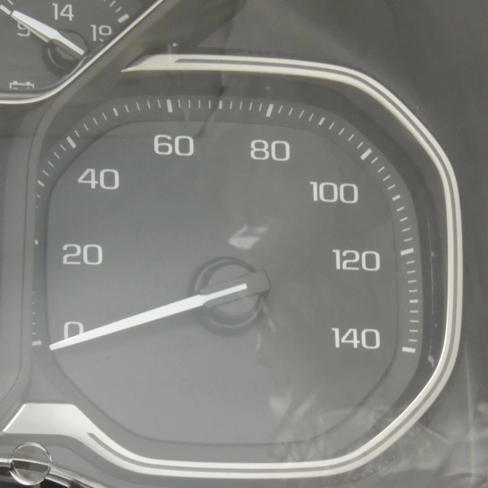 Cuadro de instrumentos velocímetro MPH UDD 2019 GMC Sierra 1500 gasolina 84608347 Foto 4 de 4