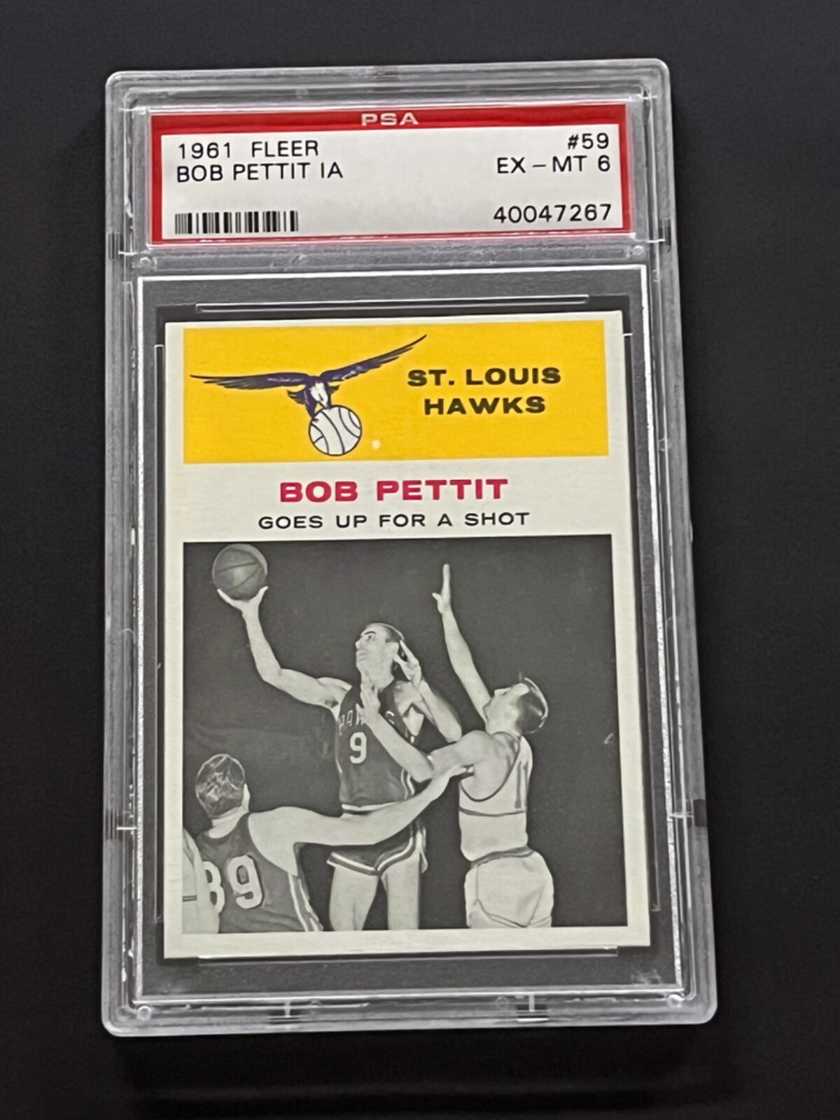 1961 Fleer #59 Bob Pettit In Action Goes Up For A Shot PSA 6