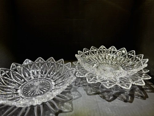 Federal Glass Vintage Clear Glass Petal Pattern Serving Bowl and Underplate Set