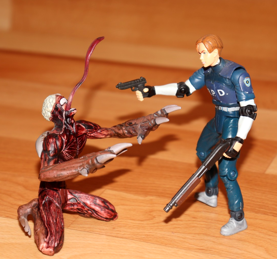 Resident evil 2 Leon Kennedy/ Licker Action Figure Figur ToyBiz