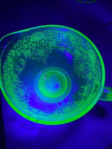 Uranium Hazel Atlas Green Depression Glass Florentine Poppy Footed Creamer