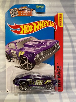 2015 HOT WHEELS ''HW RACE'' #140 = `69 CHEVELLE = PURPLE  us
