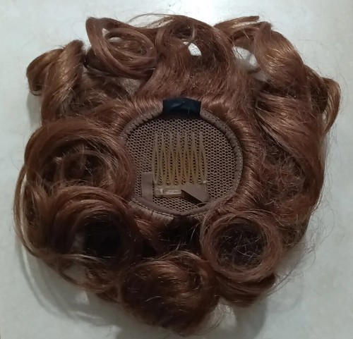 100% Human Hair Golden Blond EXTRA Curly Wiglet W/Clip - Picture 2 of 3