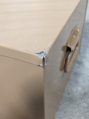 Knaack 30 Jobmaster Steel Storage Chest Tool Box 30" x 16" x 12" Scratch N Dent - Picture 4 of 10