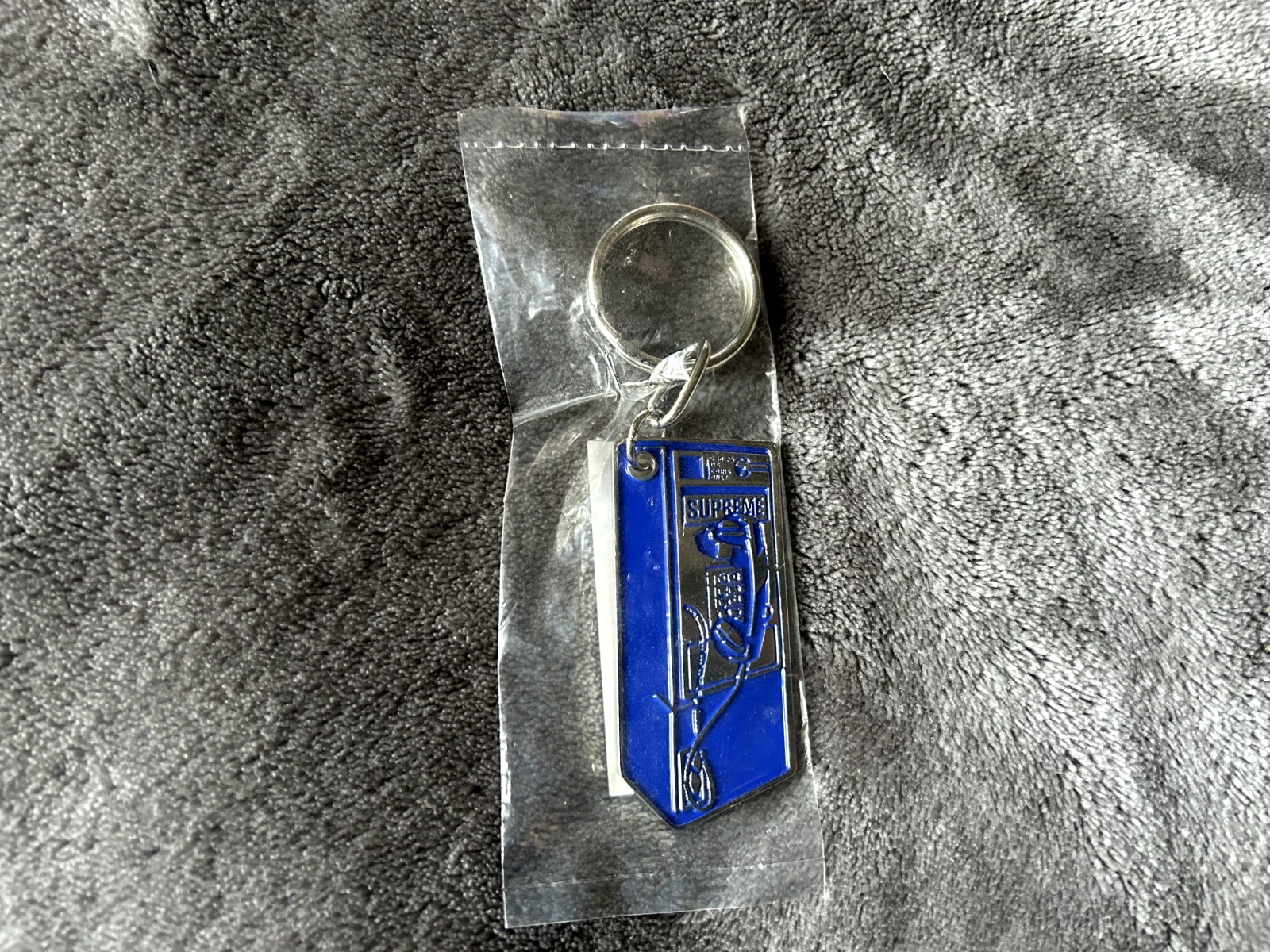Porte clés téléphone payant Supreme bleu FW18 NEUF