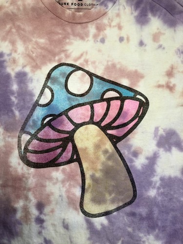 Tie Dye Mushroom Graphic Multicolor Tee T Shirt Size S Junk Food 100% Cotton - Picture 8 of 8