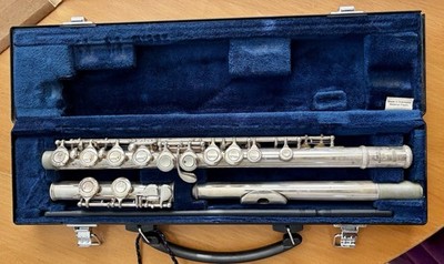 YAMAHA 221 銀製フルート 16キー ケース付き Yamaha YFL-221 Flute - Silver for sale online | eBay Australia
