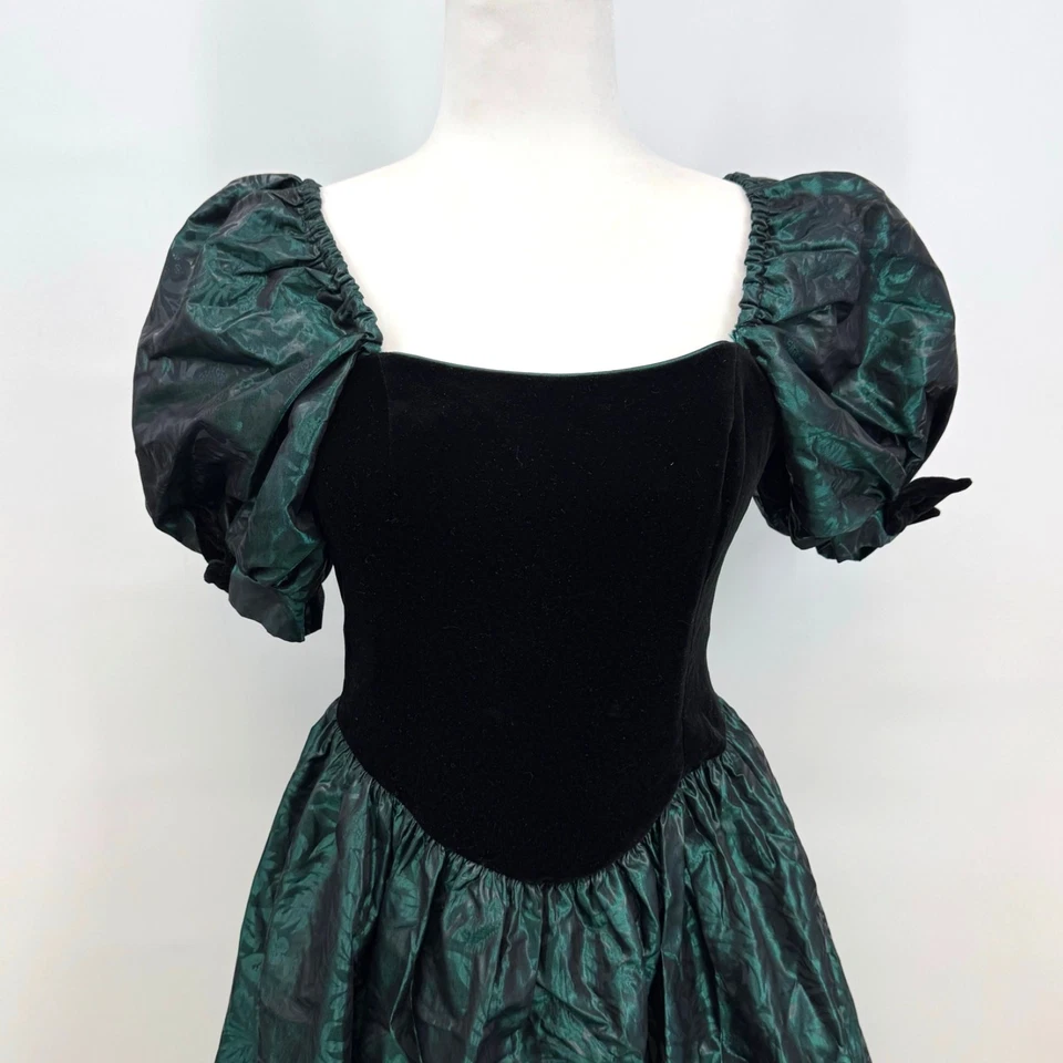 VTG 80s Laura Ashley Velvet Taffeta Gown Dress 12 Black Green Renaissance Goth - Image 2 of 4