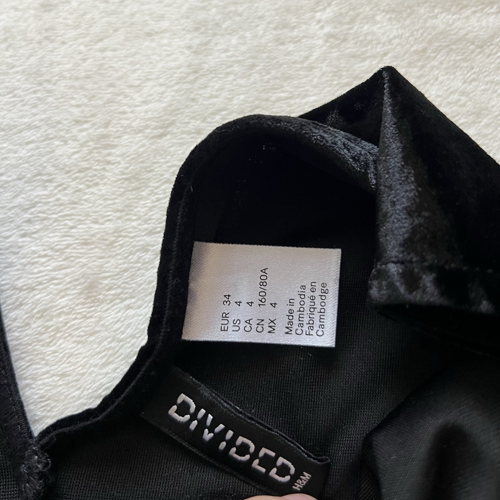 Women’s Romantic Goth Black Crushed Velvet Skater Dress Divided Size 4