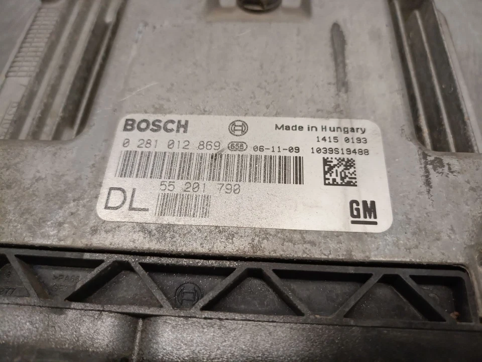 55201790 CENTRALINA MOTORE / 0281012869 BOSCH / 5208058 PER OPEL VECTRA C Z02 - Immagine 4 di 4