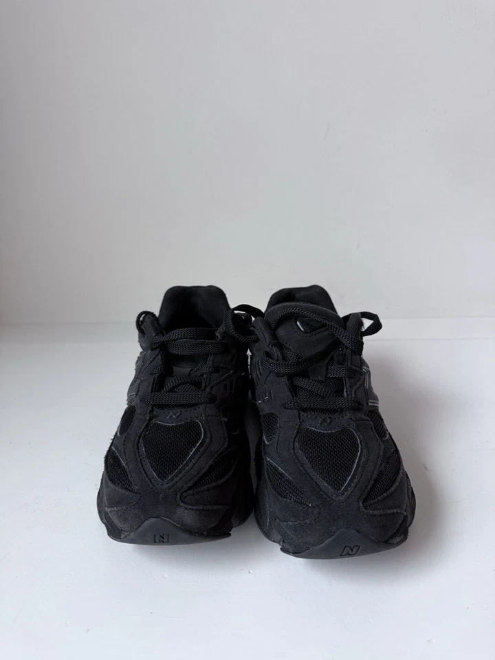 US Kids Boys Preschool New Balance 9060 Size 2 GC9060JB BLACK BLACK NOIR - Image 3 of 4