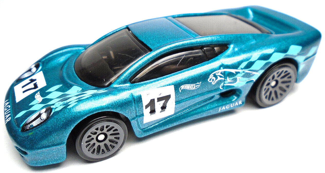 2020 HOT WHEELS JAGUAR XJ220 #17 BLUE 1:64 DIECAST 3" RACE CAR WITH WHITE