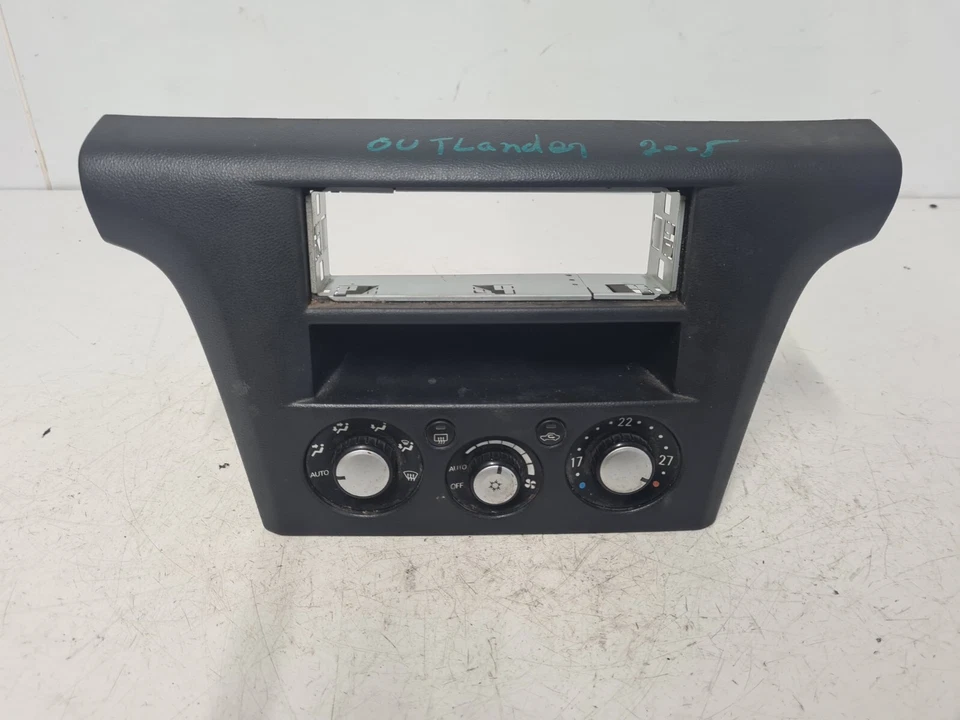 MITSUBISHI OUTLANDER MK1 2005 A/C HEATER CLIMATE CONTROL PANEL UNIT MR979971HA