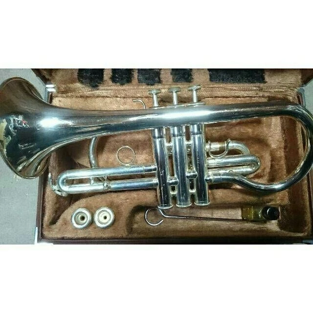 Corneta Yamaha YCR-335S plateada con estuche y boquilla usada de Japón envío gratuito Foto 4 de 4