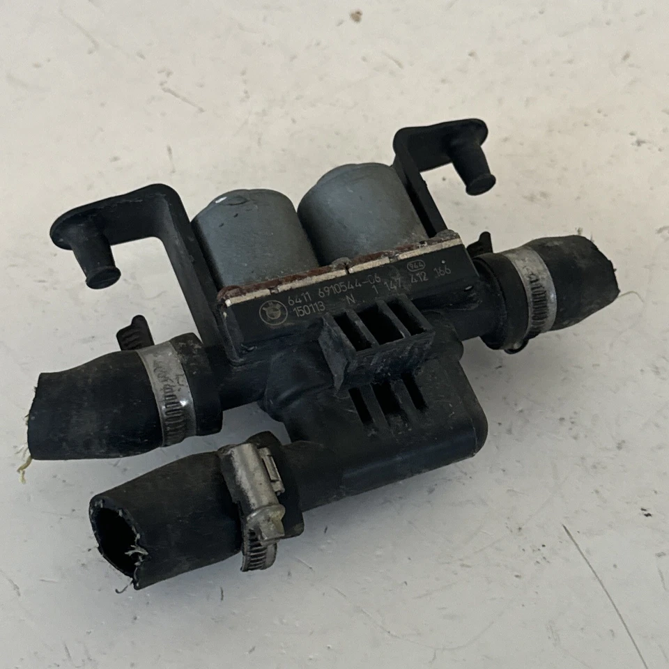 BMW X5 2015 válvula de control de agua OEM 6910544 Foto 3 de 4
