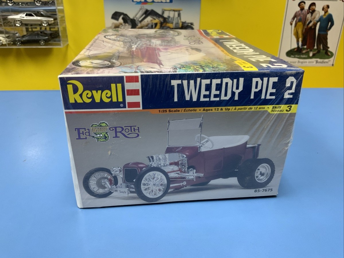 NOS Revell Tweedy Pie 2 Model Car Kit 85-7675 Ed Big Daddy