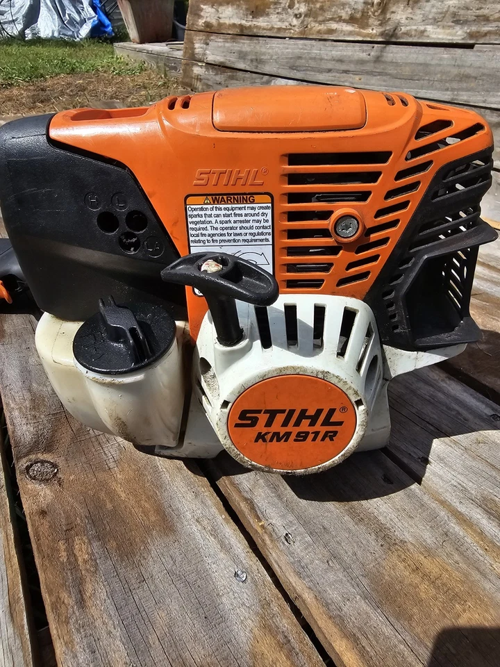 Motor/cabezal eléctrico/acelerador STIHL Kombi KM91R  Foto 4 de 4