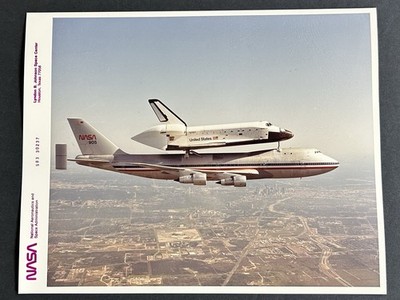 1983 NASA Space Shuttle Challenger STS-6 atop Boeing 747 Aircraft Press Photo