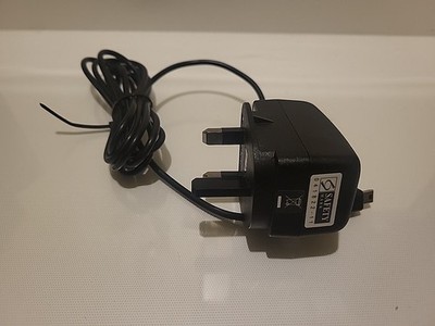 Delta Electronics Netzteil ADP-5FH D 5V-1A Ausgang UK Wand Netz Ladegerät 060142