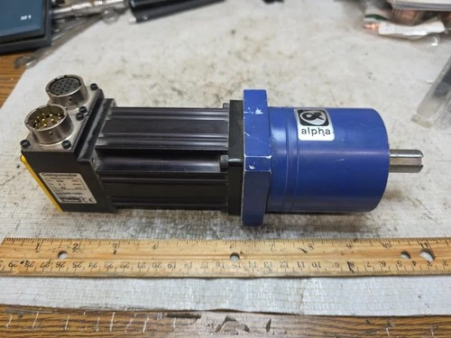 PARKER SERVO COMPUMOTOR SM232AE-NGSN W ALPHA GEAR BOX TYPE LP 070-M01-10-111-000