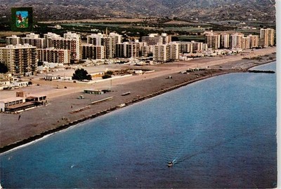 Torre del Mar Malaga Andalucia ES Costa-del-Sol Strand Hochhaeuser Kuestestreife