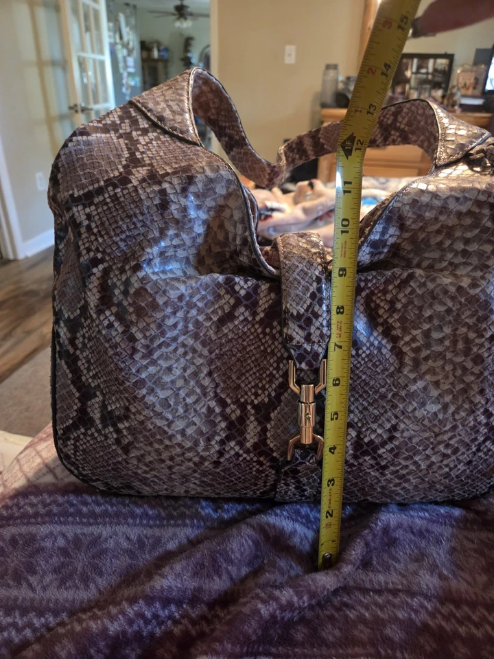 Bolso de hombro hobo holgado estampado serpiente pitón Verona de cuero GILI HERMOSO 🍂 Foto 3 de 4