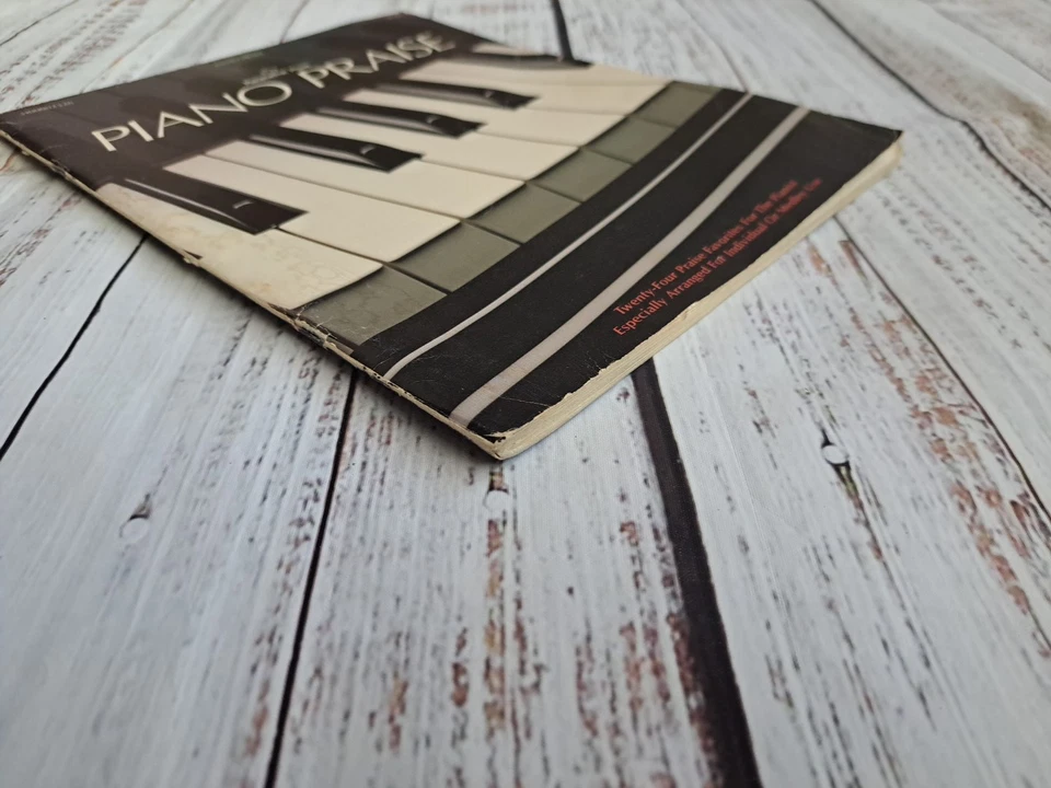 Piano alabanza. Veinticuatro elogios favoritos para piano Foto 4 de 4