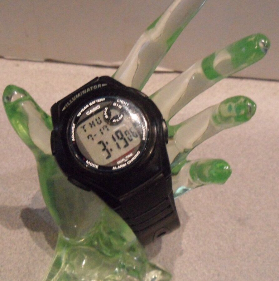 CASIO カシオ　F-200 Casio F-200 3233 Sports Watch Fresh Battery-Black | eBay