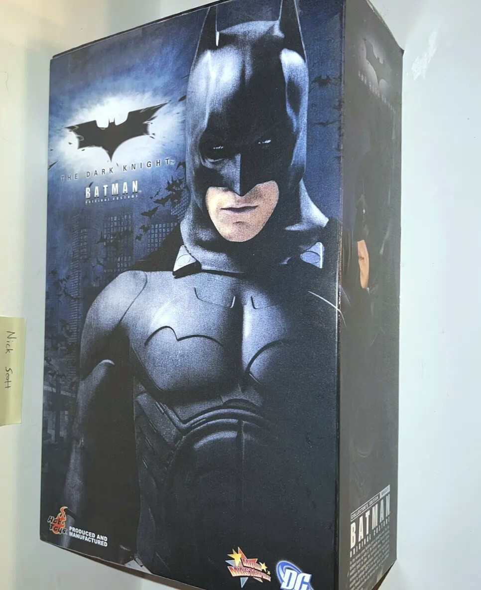 Hot Toys The Dark Knight batsuit Begins MMS67 - Batman Begins | eBay