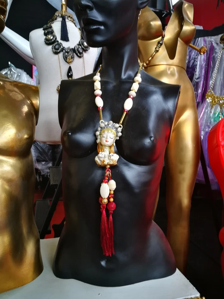 Luxury Jewelry Baroque Necklace Art Deco Doll Princess Pendant Jewellery Charm - Image 2 of 4