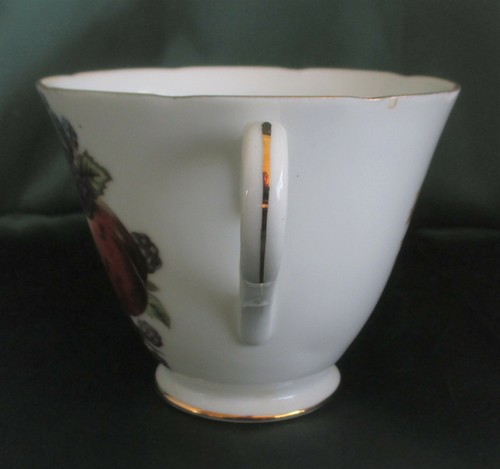 Royal Halsey Footed Cup & Saucer RYH2 Peach Blackberry Gold Trim - Picture 2 of 11