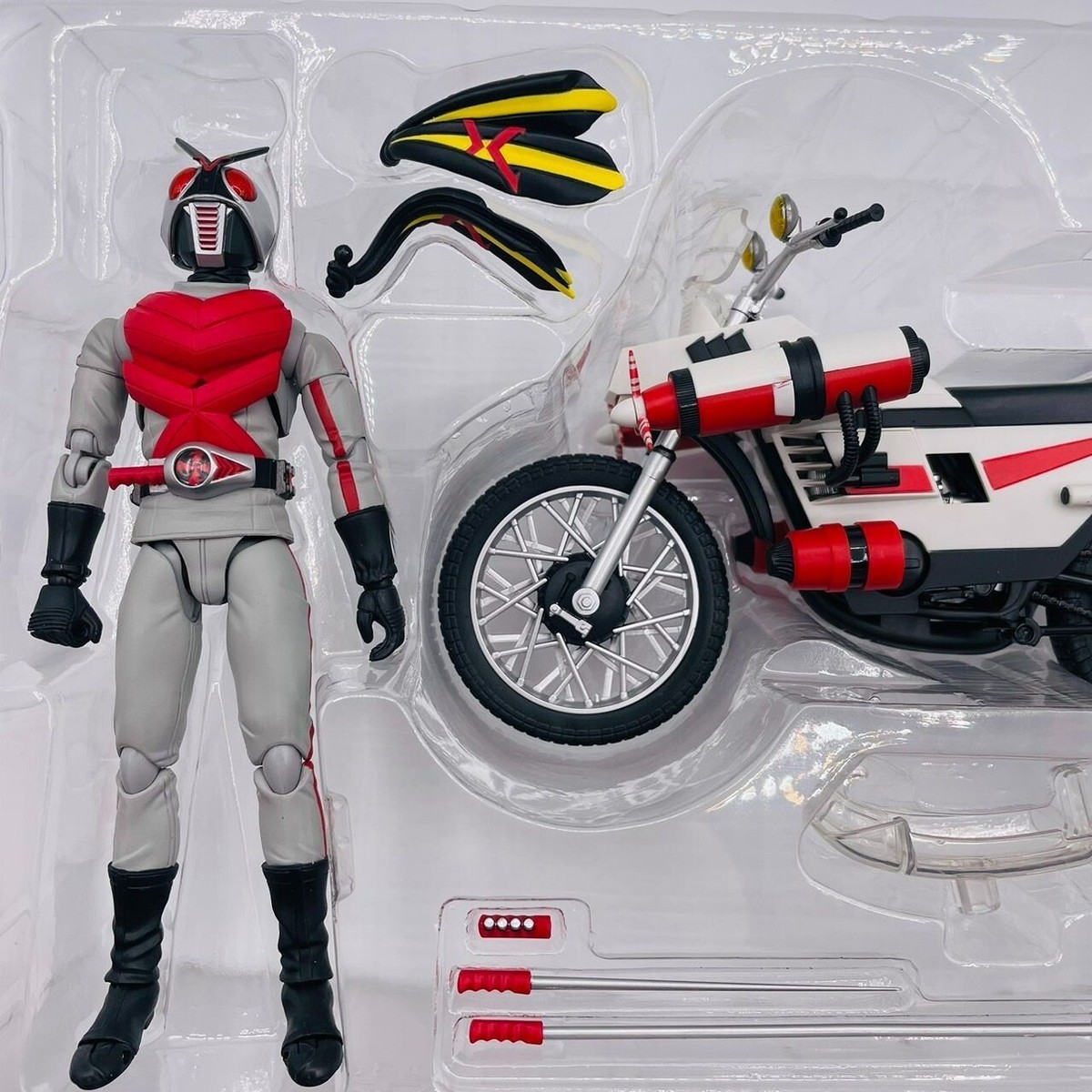 特撮 SHFiguarts MASKED RIDER X & CRUISER BAN16327_i.jpg