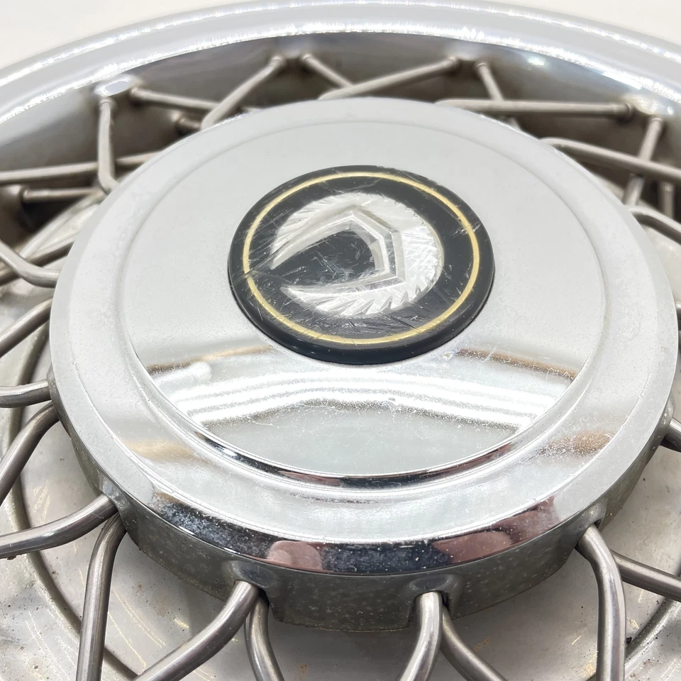 Chrysler LeBaron Mopar 1990-1995 15" radios tipo cable tapacubos cubierta de rueda W277 Foto 3 de 4