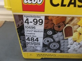 LEGO 10696 Classic Medium Creative Brick Box 484 Pcs Building Set